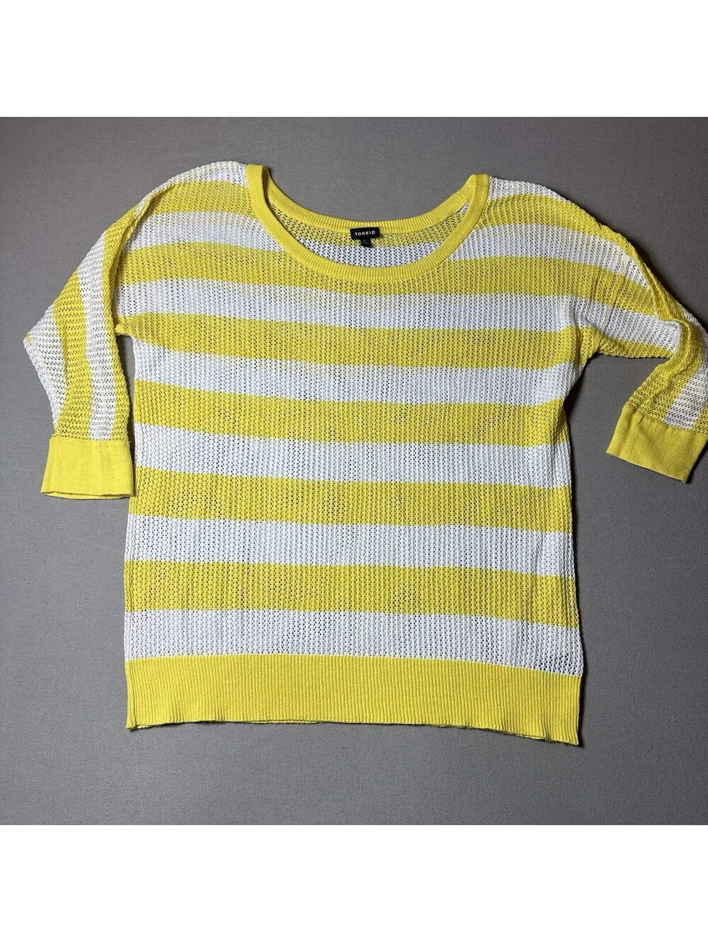 Torrid Light Weight Size 2 Yellow Stripe Sweater 2X 18-20 XXL White Plus 001
